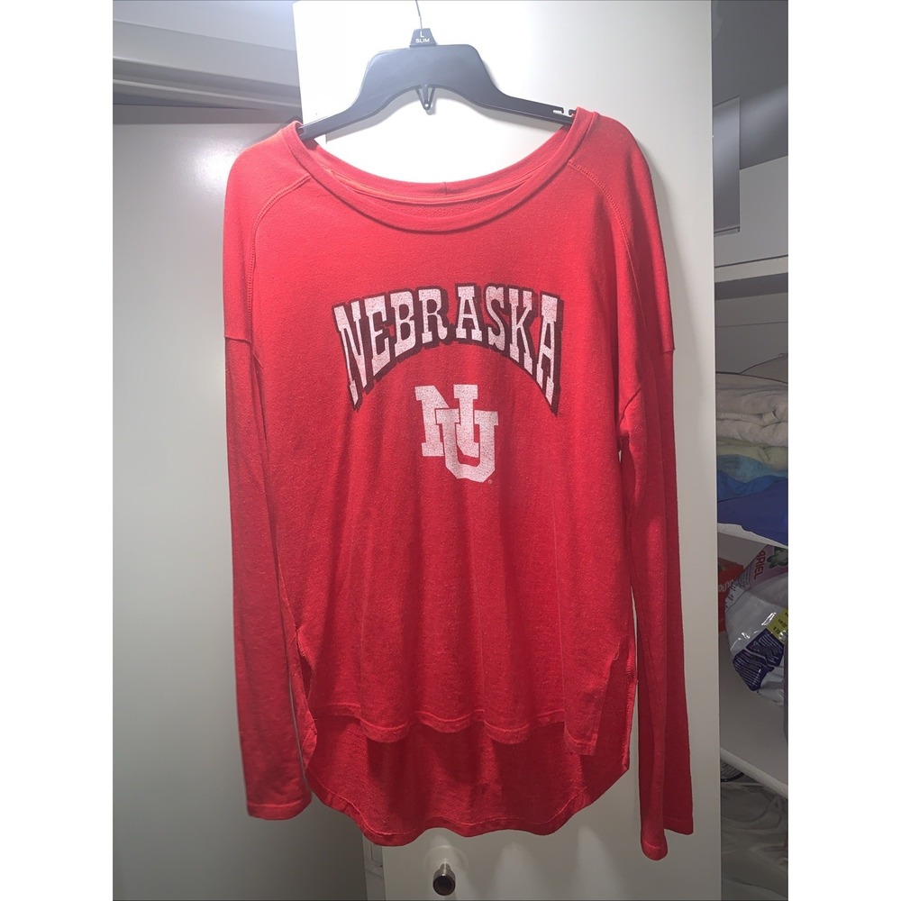 Vintage women's Nebraska long sleeve top size medium Y2k Side Slit Husker Sports